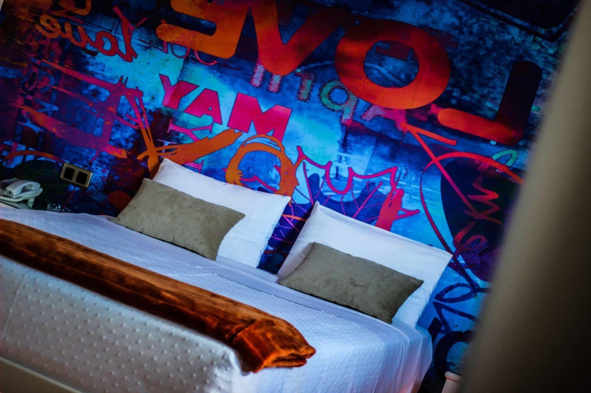 Motel Trebol Tui Esterno foto